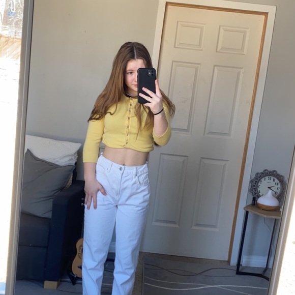 Yellow cropped cardigan - Picture 6 of 11